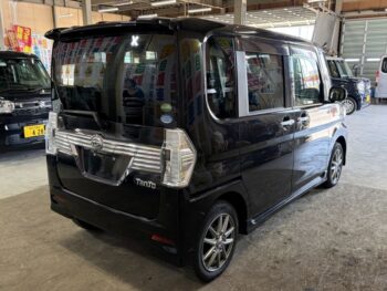タントカスタム Ｘ　ＳＡⅡ　純正ナビ・ＴＶ・Ｂカメラ　後期型 4WD