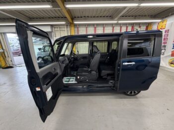 タントカスタム RS ターボ 福祉車両ウェルカムシート 純正ナビ・TV・バックカメラ 4WD