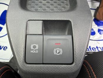 タフト G ターボ 4WD