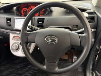 ムーヴカスタム X　リミテッド　ナビ付　4WD