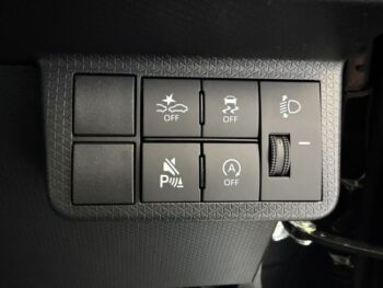 タント X　ナビ装着用アップグレードパック　未使用車　4WD