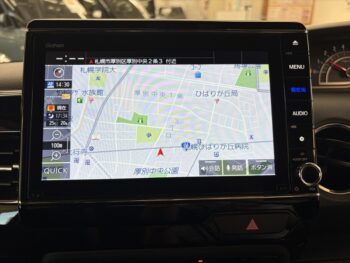 N-BOXカスタム Lターボ　純正ナビ・TV・バックカメラ　後期型　４WD