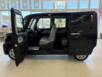 タント X　ナビ装着用アップグレードパック　未使用車　4WD