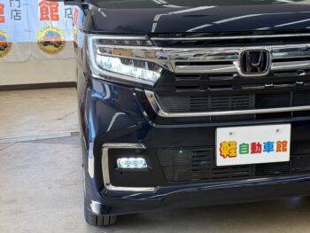 N-BOXカスタム Lターボ　純正ナビ・TV・バックカメラ　後期型　４WD