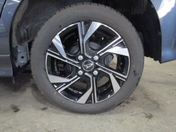 タントカスタム Ｘ　純正ナビ・ＴＶ　Ｂカメラ 4WD