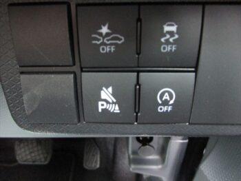 タントカスタム Ｘ　純正ナビ・ＴＶ　Ｂカメラ 4WD