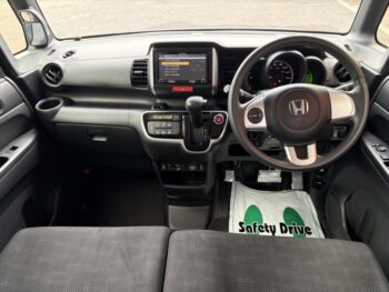 N-BOX+ Ｇ・Ｌパッケージ 福祉車両 車いす仕様 スローパー ナビ・バックカメラ 4WD
