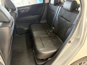 N-WGNカスタム G・ターボパッケージ　純正ナビ・TV・バックカメラ　4WD