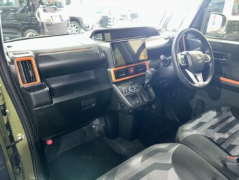 タントファンクロス ターボ　純正ディスプレイオーディオTV・バックカメラ　4WD