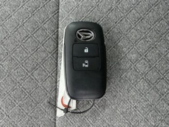 タント X 未使用車 4WD