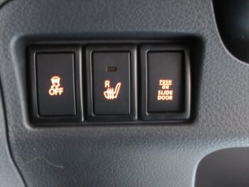 スペーシア Gリミテッド　全方位モニター付ナビ装着車 4WD