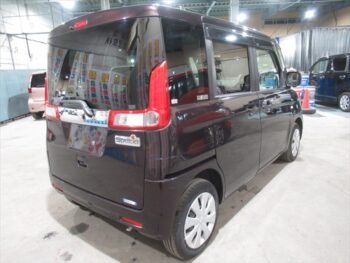 スペーシア Gリミテッド　全方位モニター付ナビ装着車 4WD