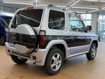 パジェロミニ リミテッドエディションＶＲ ターボ　ナビ・ＴＶ・バックカメラ 4WD