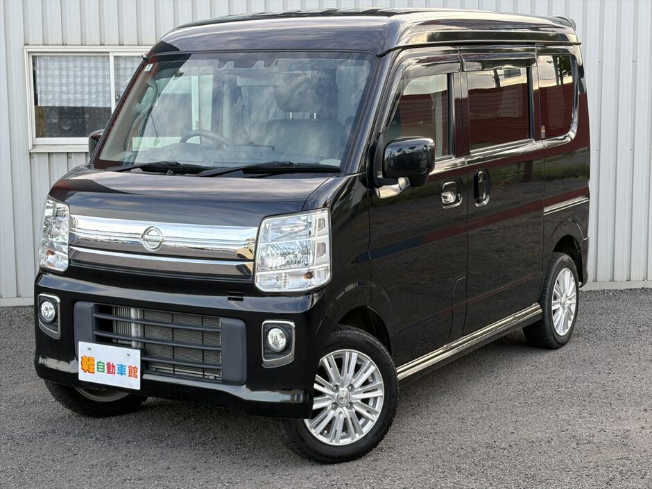 NV100クリッパーリオ Ｅ ターボ ナビ・TV・バックカメラ 4WD