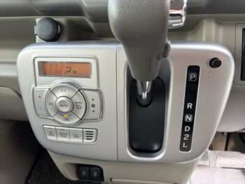 NV100クリッパーリオ Ｅ ターボ ナビ・TV・バックカメラ 4WD
