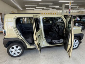 タフト G　クロムベンチャー　ナビ・バックカメラ　4WD