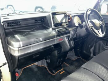 スペーシアギア HYBRID　XZターボ　4WD