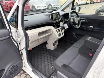 ムーヴ XリミテッドⅡ SAⅢ 4WD