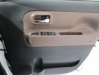 ムーヴキャンバス セオリーＧ　4WD