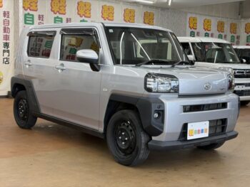 タフト Ｘ　ナビ・バックカメラ 4WD