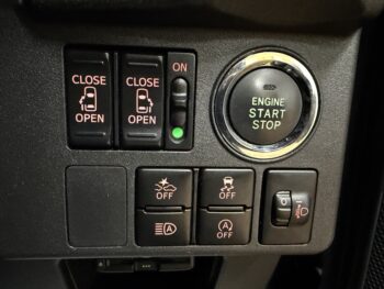 ピクシスメガ Ｌ　ＳＡⅢ 4WD