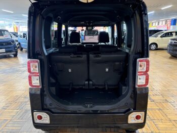 ピクシスメガ Ｌ　ＳＡⅢ 4WD