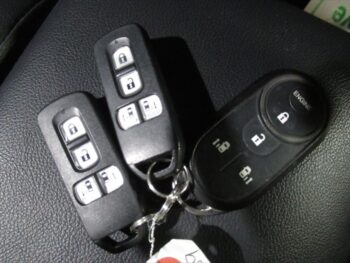 N-BOXカスタム G・Lターボ　ホンダセンシング　純正８インチナビTV　4WD