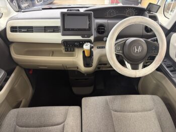 N-BOX G・Lナビパッケージ　４WD