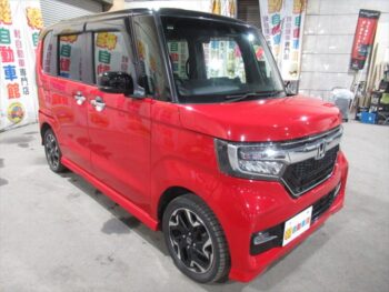 N-BOXカスタム G・Lターボ　ホンダセンシング　純正８インチナビTV　4WD