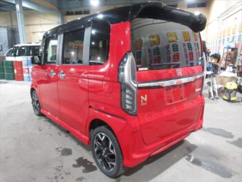 N-BOXカスタム G・Lターボ　ホンダセンシング　純正８インチナビTV　4WD