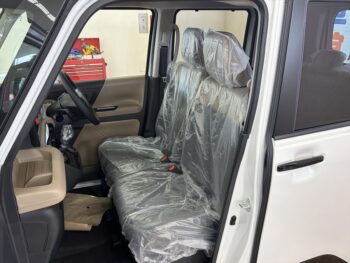 デリカミニ G プレミアム デリマルパッケージ 未使用車 4WD