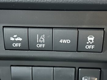 NT100クリッパートラック DX　現行型　未使用車　4WD