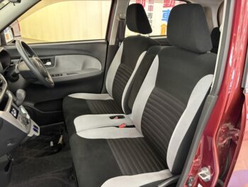 キャスト アクティバ　X　純正ナビ・TV・バックカメラ　4WD