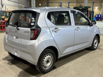 ミライース B　SAⅢ　ナビ付　4WD