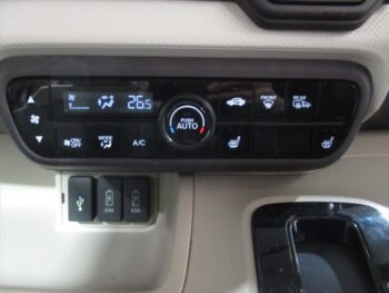 N-BOX G　Lホンダセンシング 4WD