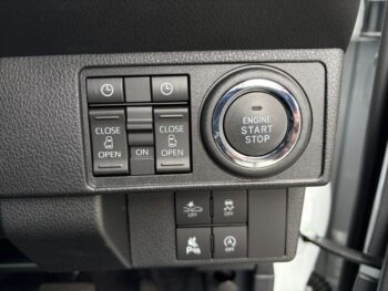 ムーヴキャンバス セオリーＧ 純正ナビ装着用アップグレードパック 4WD