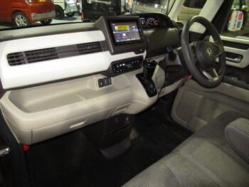 N-BOX G　Lホンダセンシング 4WD