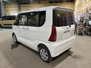 タント X リミテッド 未使用車 4WD