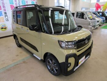 タント ファンクロス ターボ 4WD