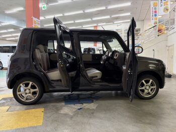 アルトラパンショコラ X　ナビ・TV・バックカメラ　4WD