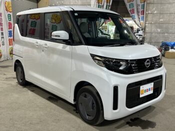 ルークス X　ナビ・アラウンドビューモニター　4WD