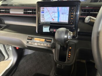 ワゴンR スティングレー ハイブリッド　全方位モニター用カメラパッケージ装着車　純正ナビTV　4WD