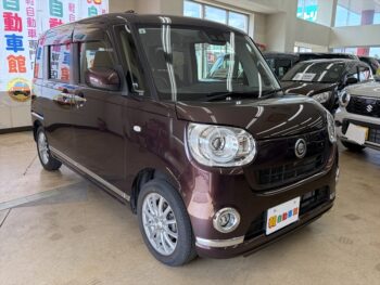 ムーヴキャンバス Gメイクアップ　SAⅢ　ナビ・バックカメラ　４WD