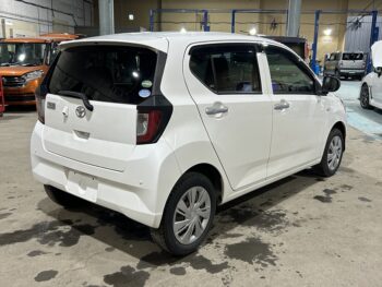 ピクシスエポック X　SAⅢ　4WD
