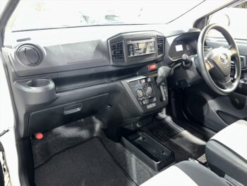 ミライース L　SAⅢ　4WD