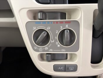 ムーヴ L　SAⅢ　４WD