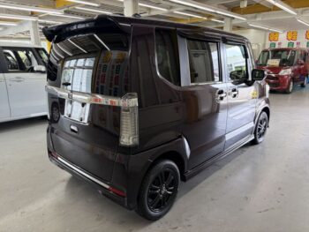 N-BOXカスタム 特別仕様車 SSブラックスタイルパッケージ 後期型 4WD