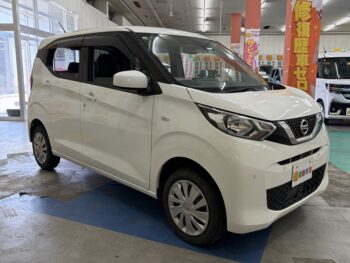 デイズ B　4WD