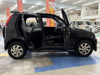 テリオスキッド カスタムX　4WD