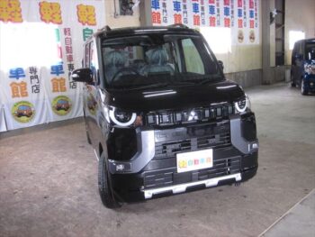 デリカミニ G 未使用車 4WD